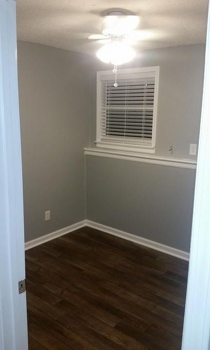 2nd image of 1102 N 4th St APT 6
