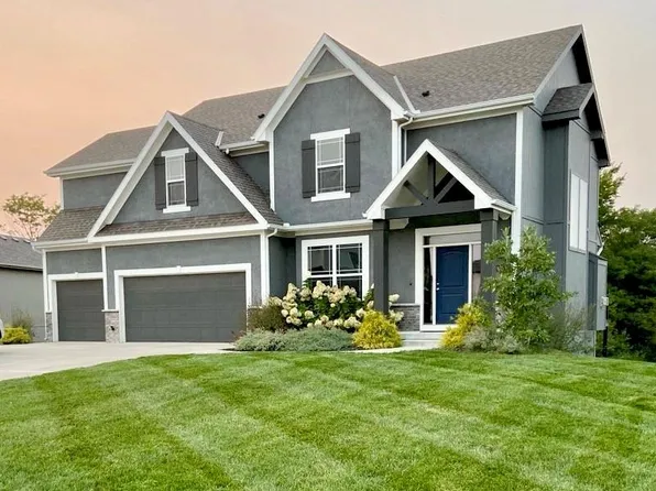 8218 NE 90th St, Kansas City, MO 64157