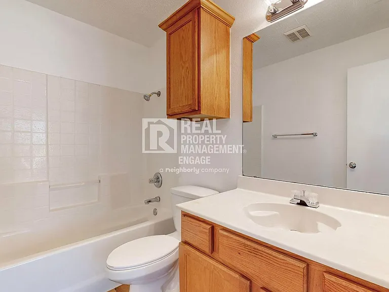 404 Truman Arlington — Photo 19