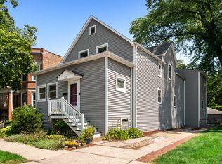 1112 S East Ave, Oak Park, IL 60304