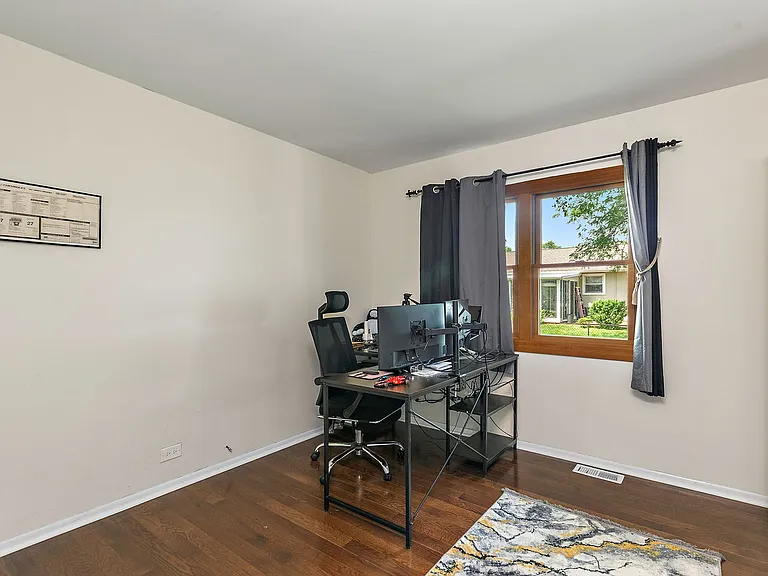 1037 Conrad Ct — Photo 9