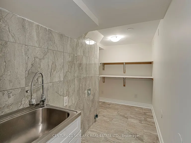 94 Bayhampton Dr #BASEMENT — Photo 13