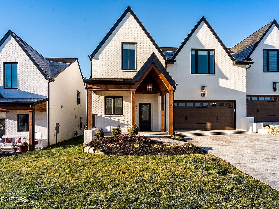 1st image of 537 Brunello Way