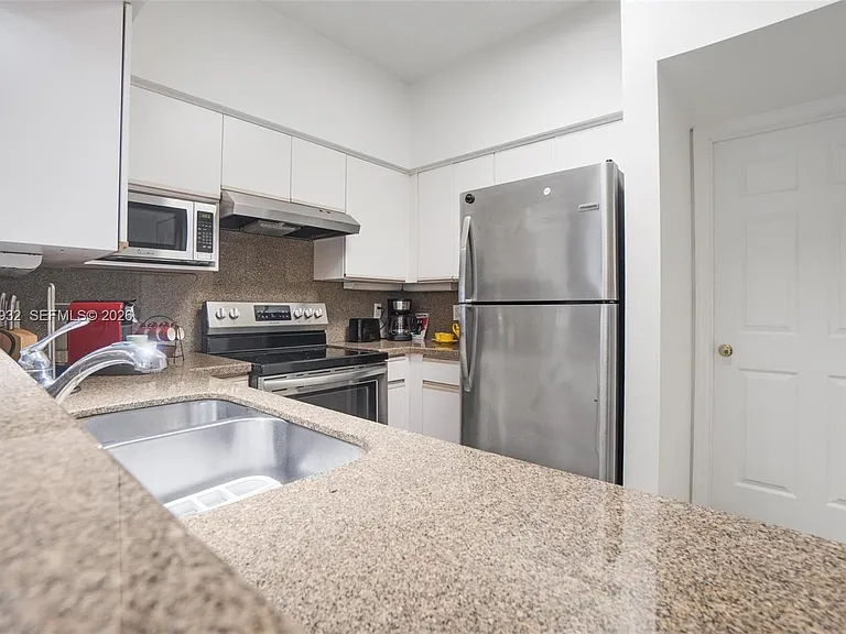 3145 NE 184th St #5102 — Photo 13