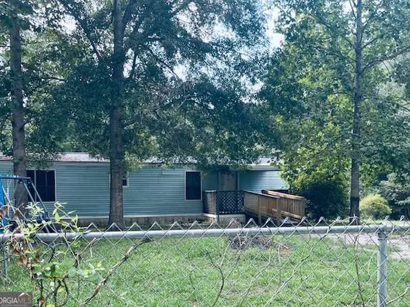 183 Possum Point Dr, Eatonton, GA 31024