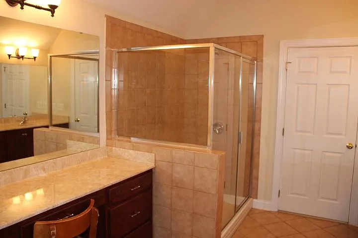 5009 Groves Edge Ln — Photo 17