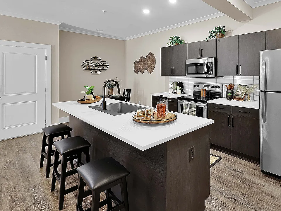 Pointe Grand Jacksonville West