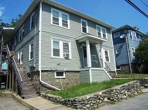 2nd image of 20 Sumner St
