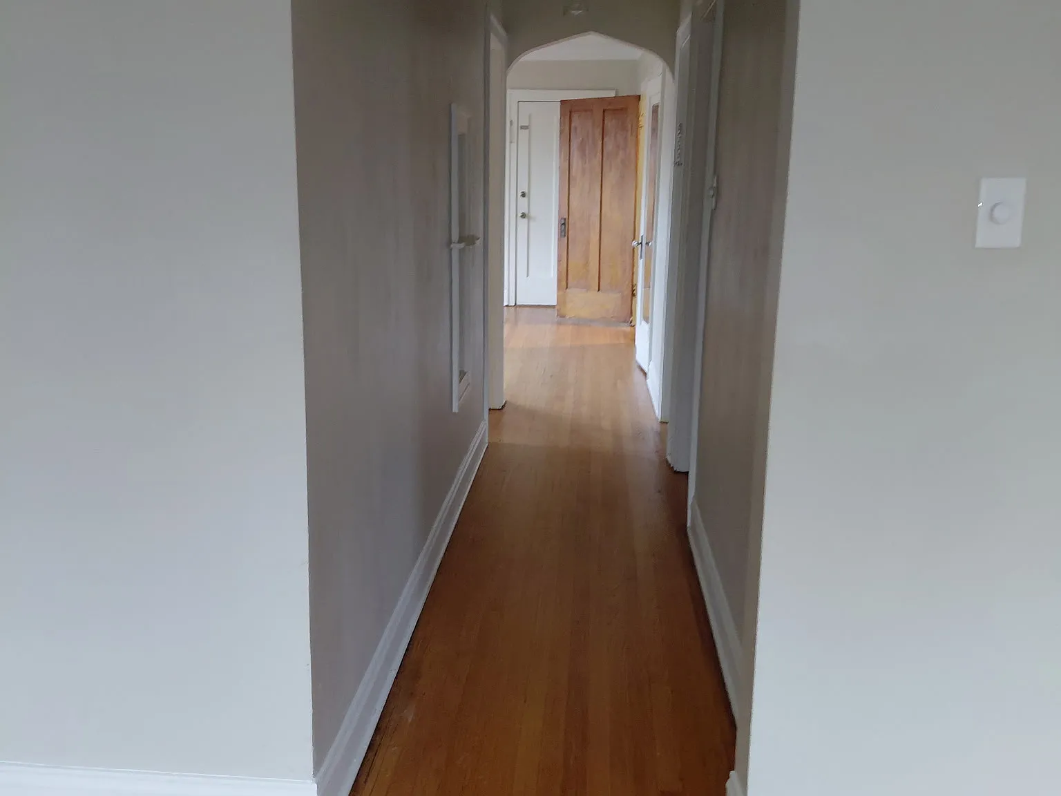 2 bed, 1000 sqft, $1,325 — Photo 2