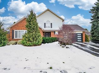 8 Wadsworth Cir, Brampton, ON L6Z 1W7