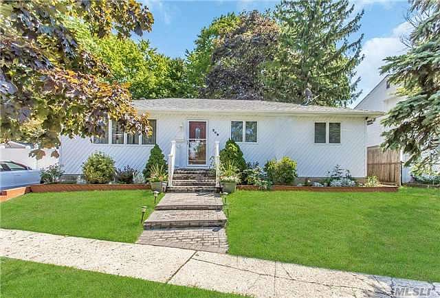 1st image of 308 Wicks Ave