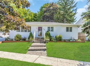 308 Wicks Ave, North Babylon, NY 11703