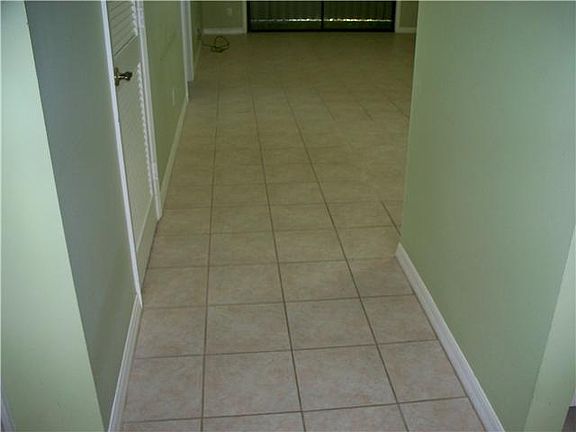 3rd image of 1571 SW Crossings Cir