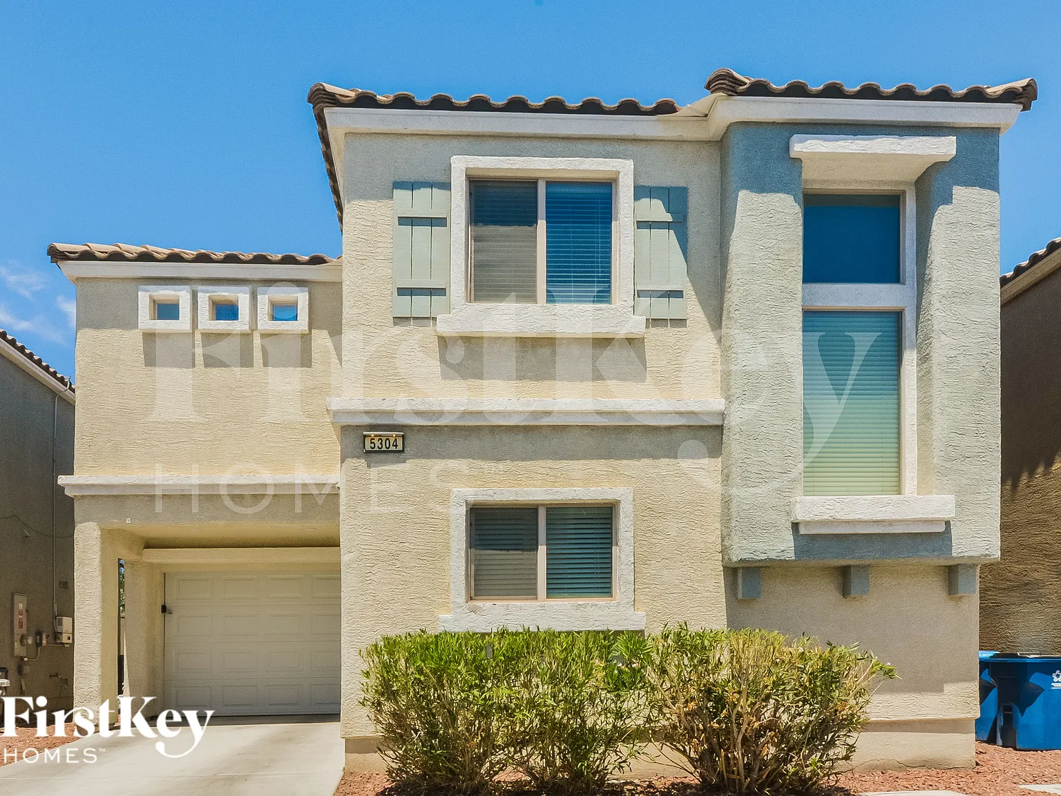 3 bed, 2.5 bath, 1375 sqft, $1,825 — Photo 1