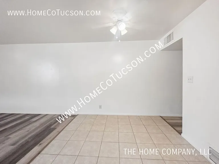 3236 E Hawthorne St — Photo 9