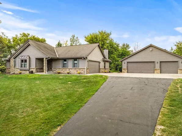 2923 Kettle Moraine ROAD, Hartford, WI 53027