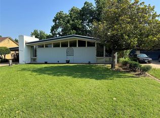 911 E Commerce St, Altus, OK 73521