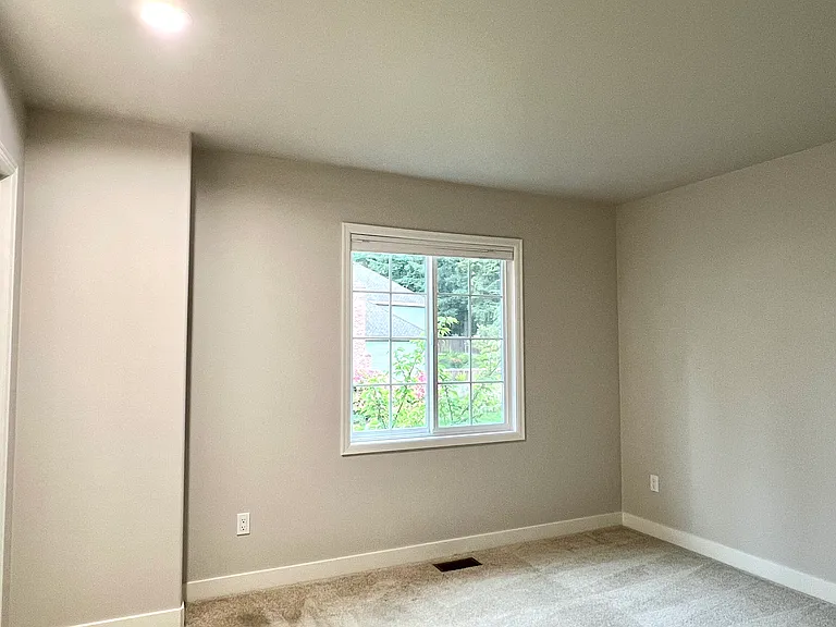 Guest Bedroom 3
