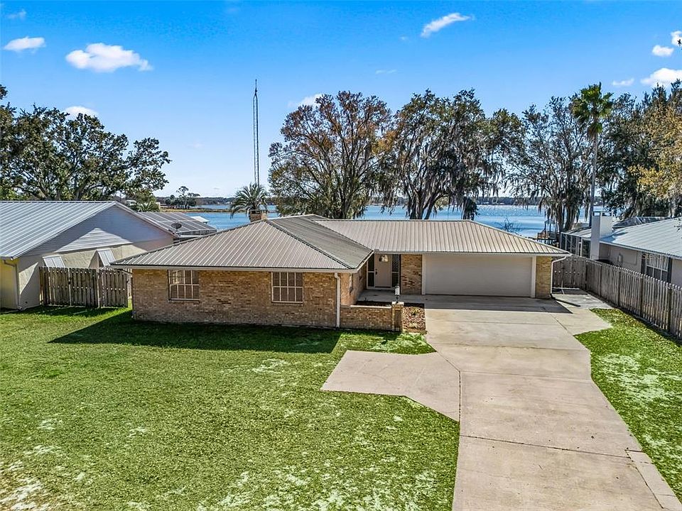 1st image of 10916 SE Timucuan Rd