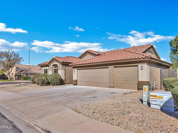 3rd image of 7860 E PERALTA Avenue