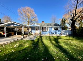 6822 Donahue Ct, Falls Church, VA 22042