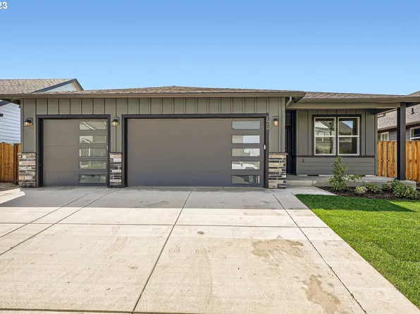 2929 NW 16th St, Battle Ground, WA 98604