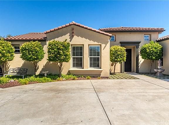5th image of 905 Vista Cerro Dr