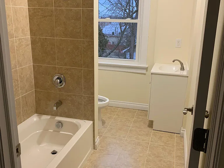 209 Gatzmer Ave #2 — Photo 6