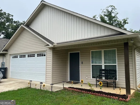 329 Almon St, Heflin, AL 36264