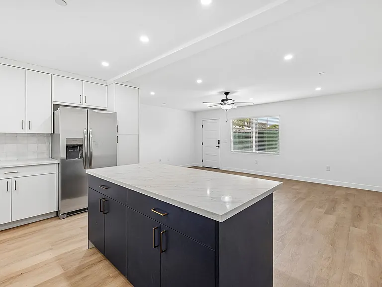 Salt + Sea - Luxury Coastal Apartments near Carlsbad Village — Photo 74