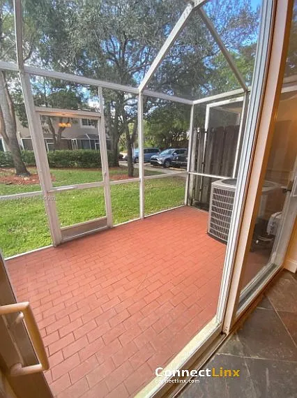 2041 Pompeii Ct — Photo 20
