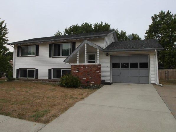 301 Aspen Dr