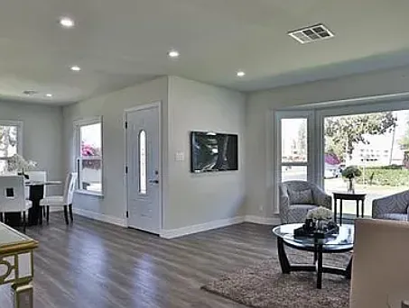 6731 Rubio Ave — Photo 4