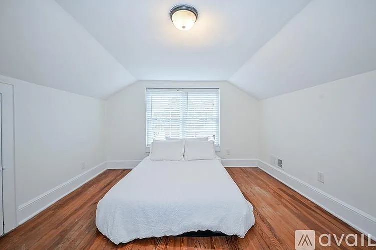 1344 Winburn Dr — Photo 10