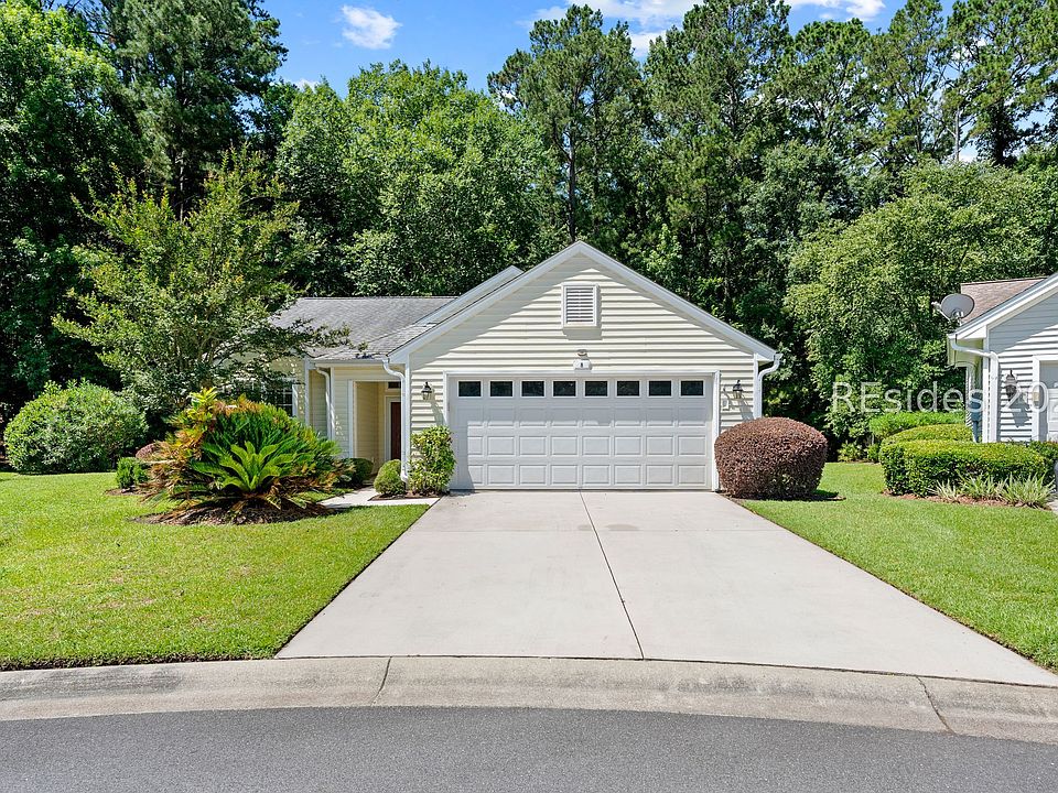 1st image of 8 Coburn Ct