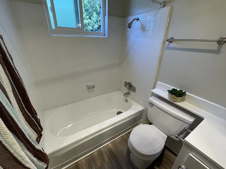 Brittany House — Photo 7