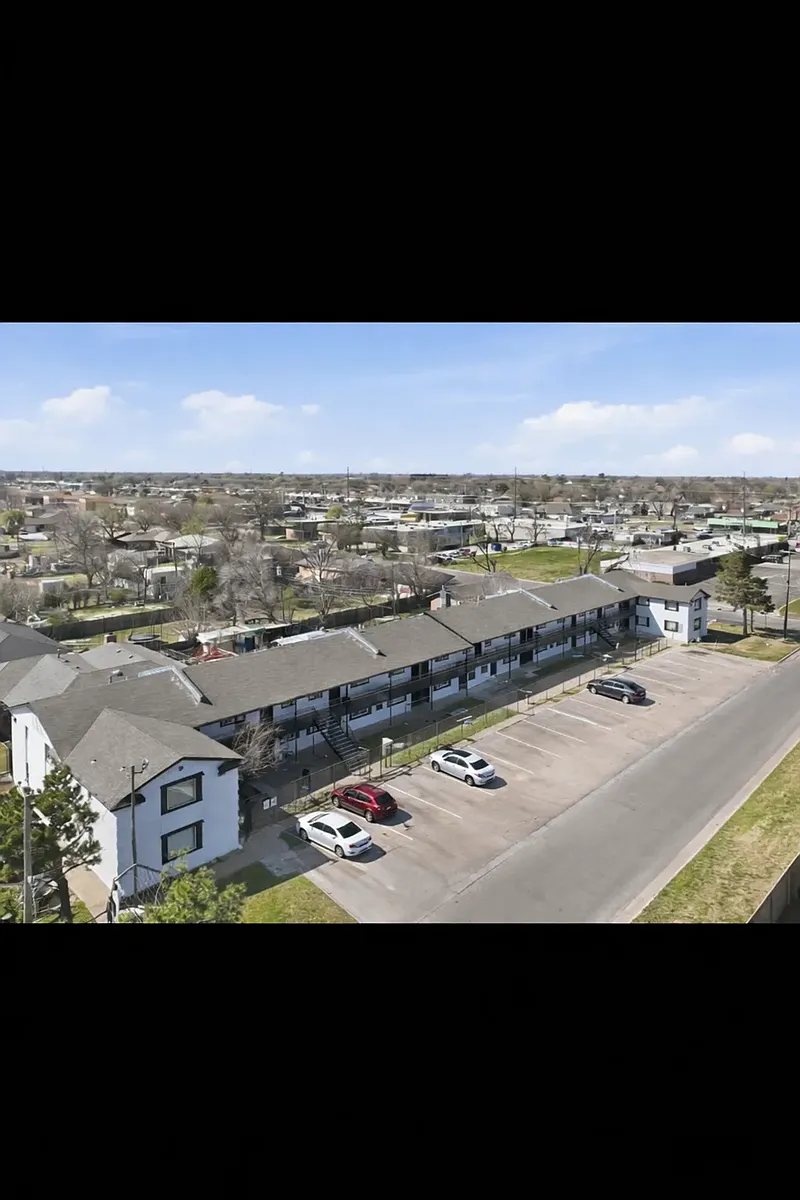 Building Photo - 6111 S Klein Ave #21