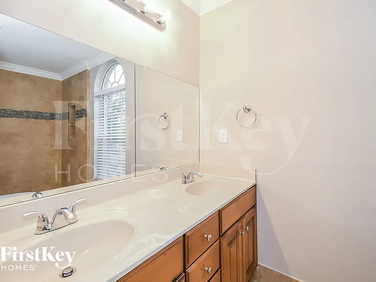 12342 Carriann Cove Trl S — Photo 11