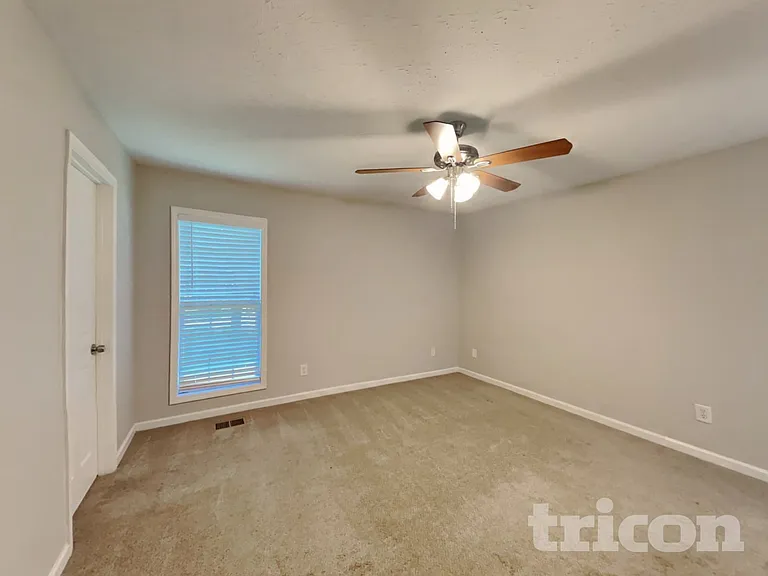 138 Putter Point Dr — Photo 8