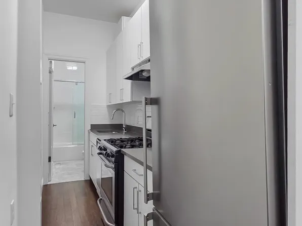 201 West 104th Street image 5 of 10