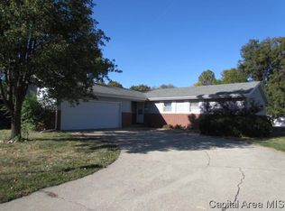 2313 Grinnell Dr, Springfield, IL 62704