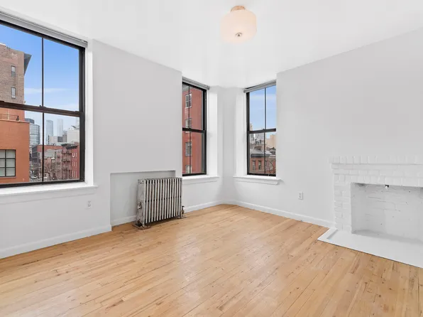 328 West 12th Street image 1 of 4