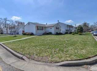 119 Rock Ln, Middlesex, NJ 08846