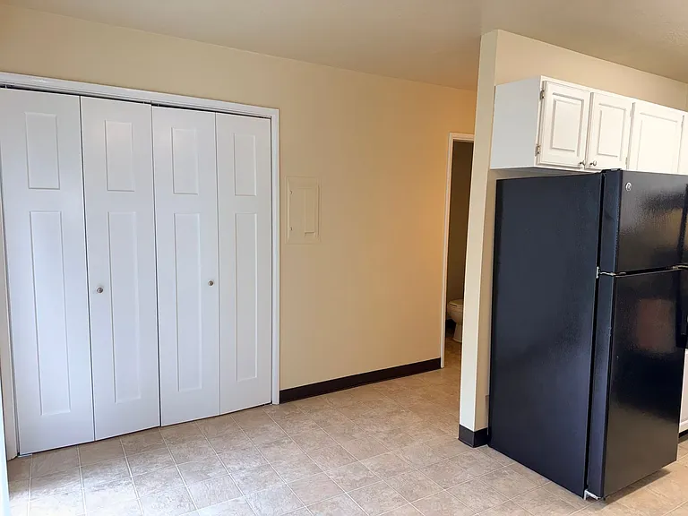 4815 SE Railroad Ave — Photo 3