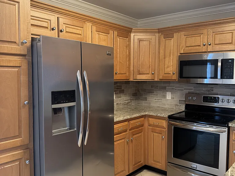 9607 Ethridge Ln — Photo 8