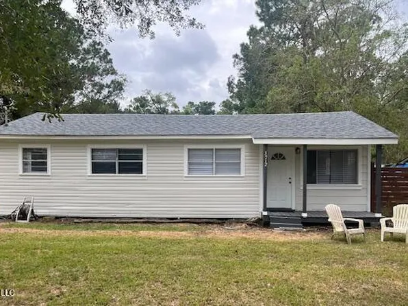 3712 Dale Ln, Moss Point, MS 39563