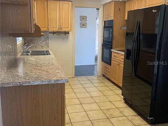 3rd image of 1735 Laurie Ln