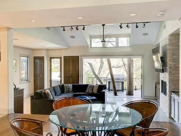 6688 Yosemite Ln — Photo 24