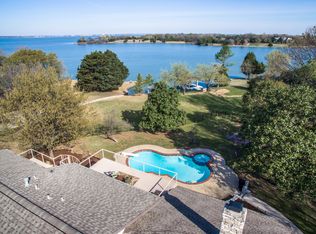 214 James Dr, Heath, TX 75032