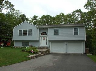 6 Thomas Ln, Westerly, RI 02891